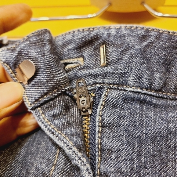 Talbots | Cropped Stretch Jeans w/ Cuffs (Size 8) - Picture 4 of 12